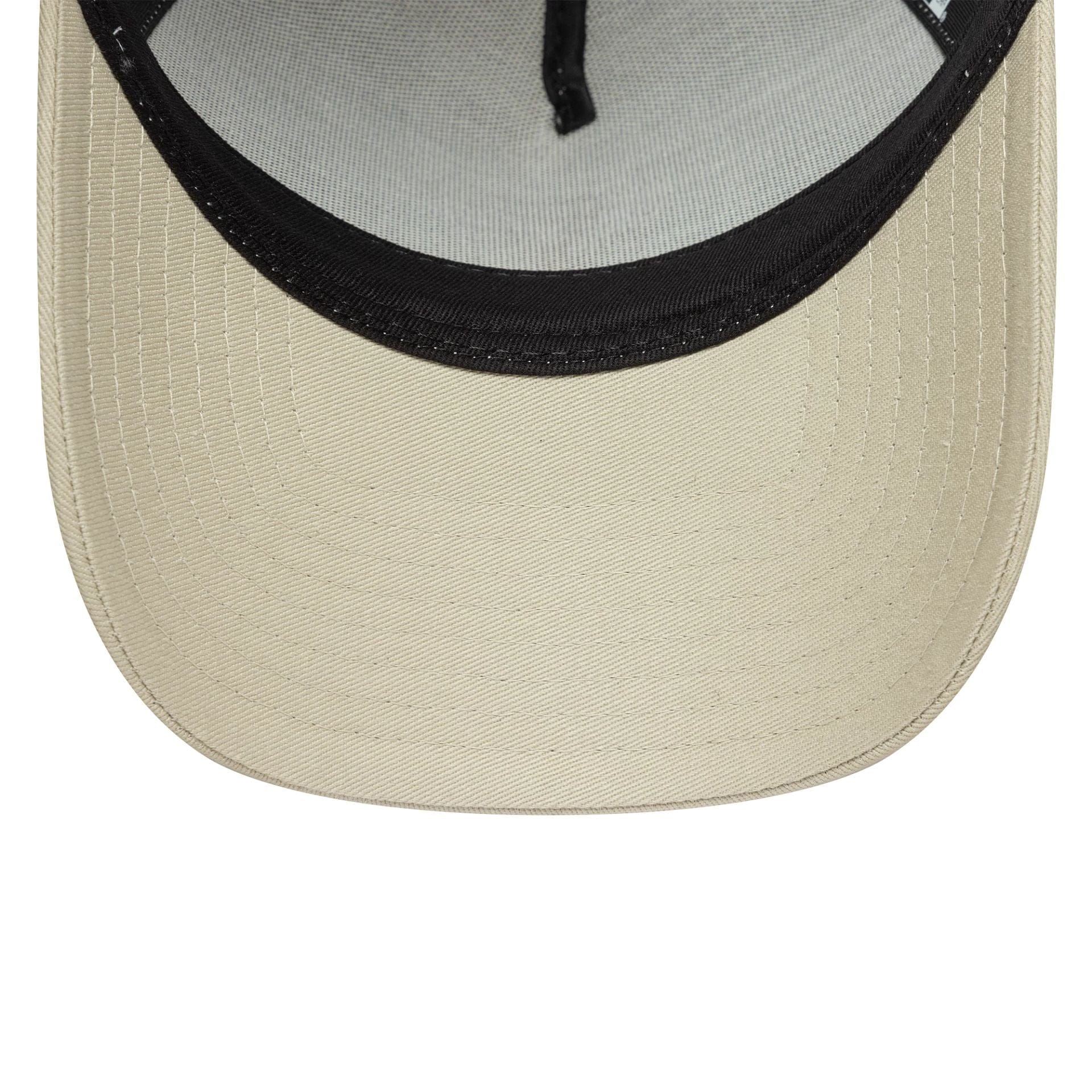 This is a New York Yankees MLB League Essential Light Beige 9FORTY E-Frame Trucker Adjustable Cap 5