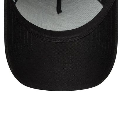 This is a New York Yankees MLB League Essential Black 9FORTY E-Frame Adjustable Cap 5