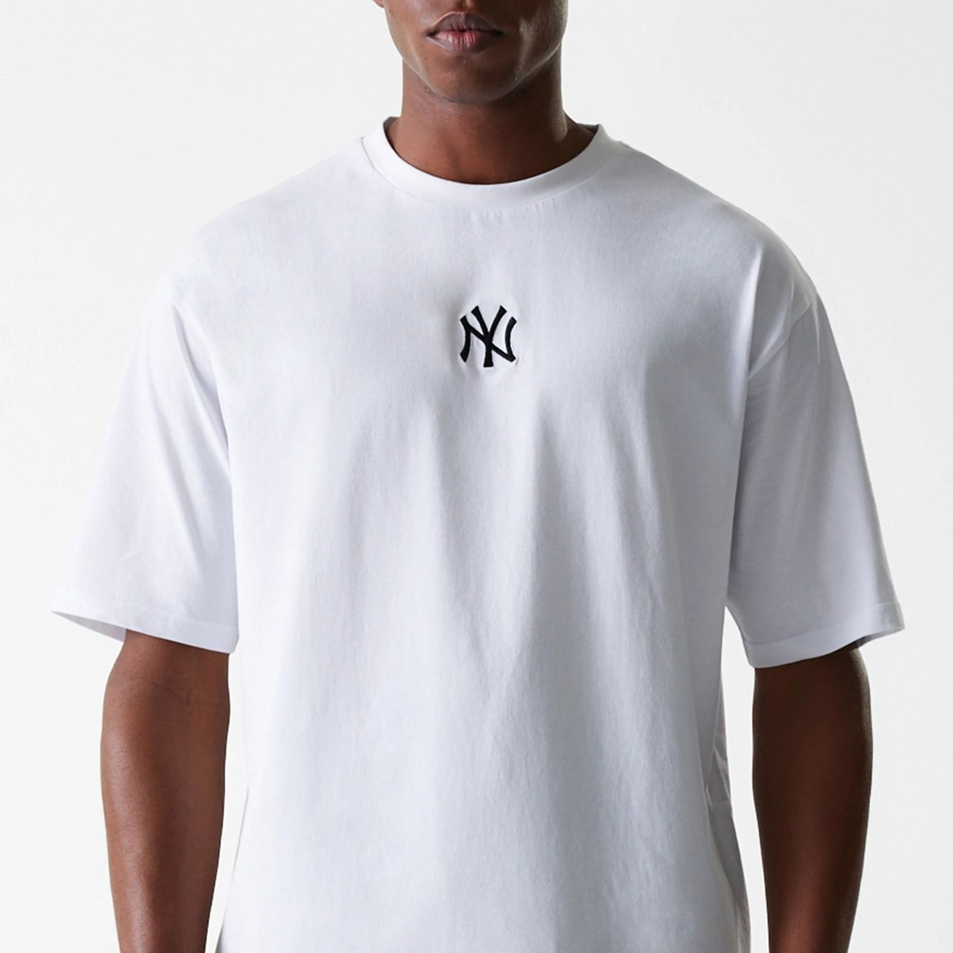 The Male model is wearing New York Yankees MLB League Essential White Oversized T-Shirt 3