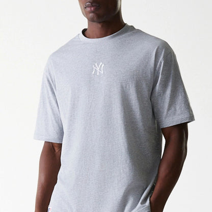 The Male model is wearing New York Yankees MLB League Essential Grey Oversized T-Shirt 3