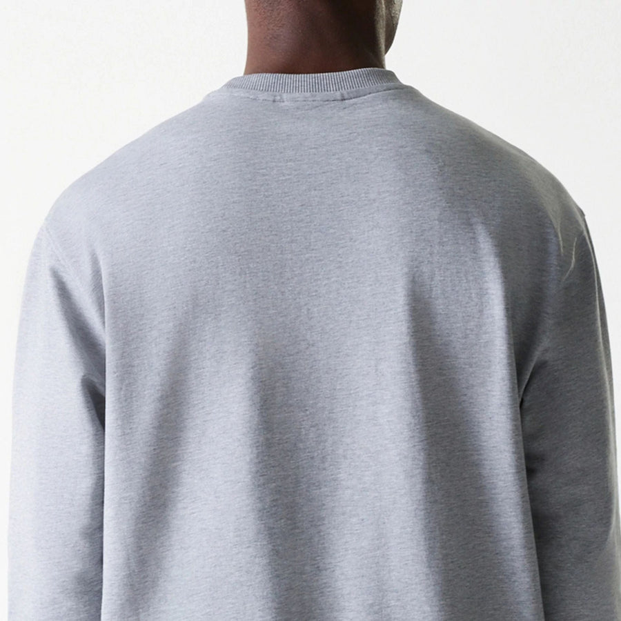 The Male model is wearing New York Yankees MLB League Essential Midi Grey Oversized Crew Neck Sweater 8