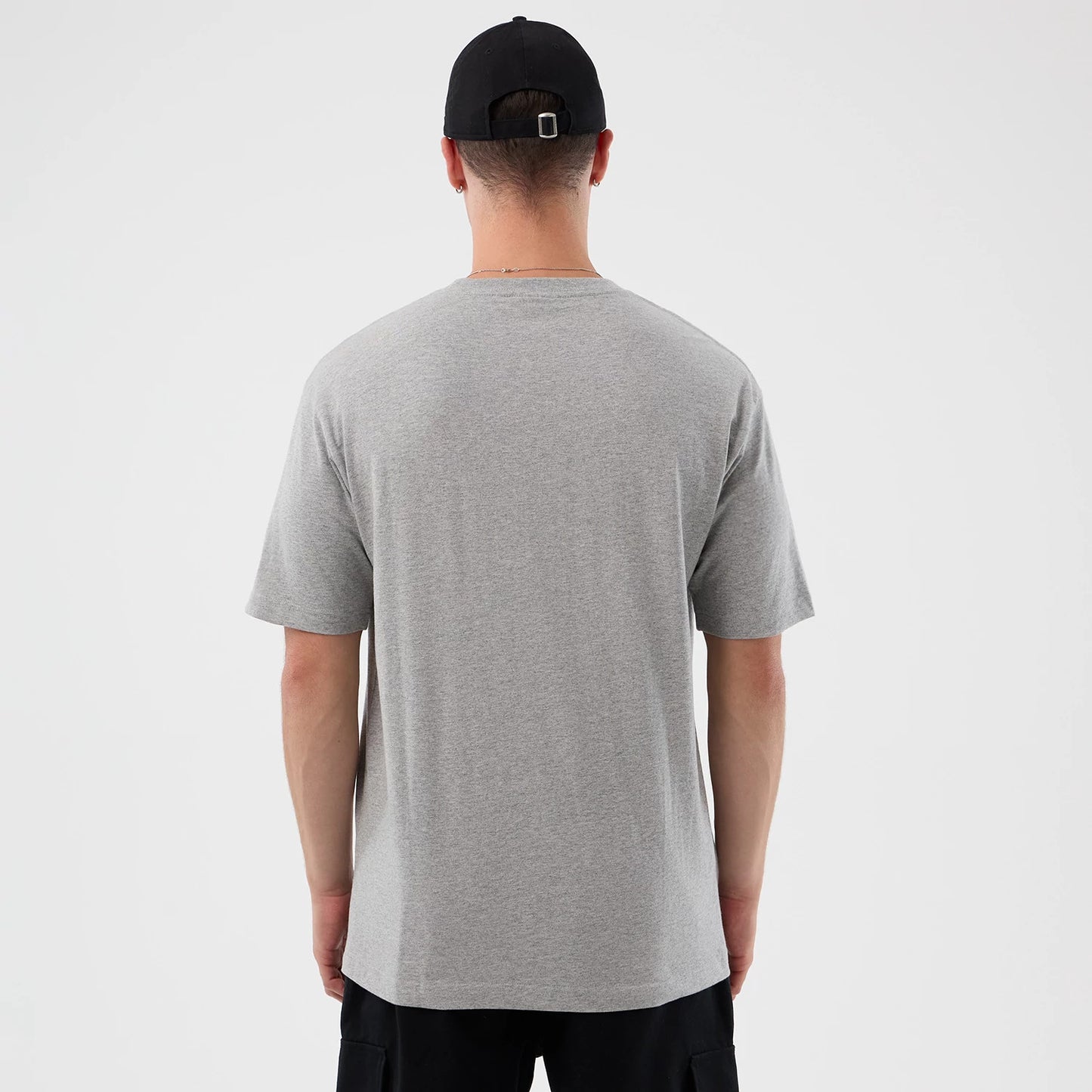 The Male model is wearing Detroit Red Wings NHL Sport Classic Grey T-Shirt 2