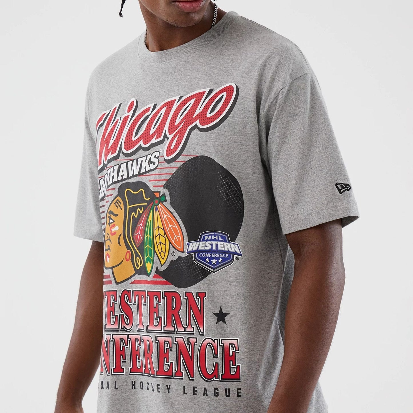 The Male model is wearing Chicago Blackhawks NHL Sport Classic Grey T-Shirt 4
