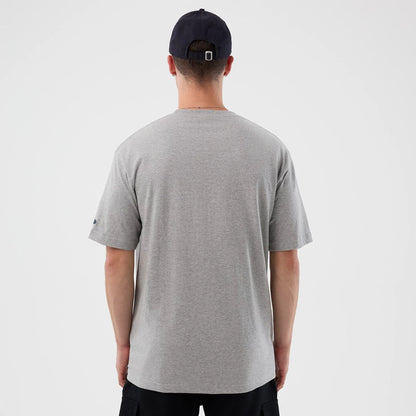 The Male model is wearing Vancouver Canucks NHL Sport Classic Grey T-Shirt 2