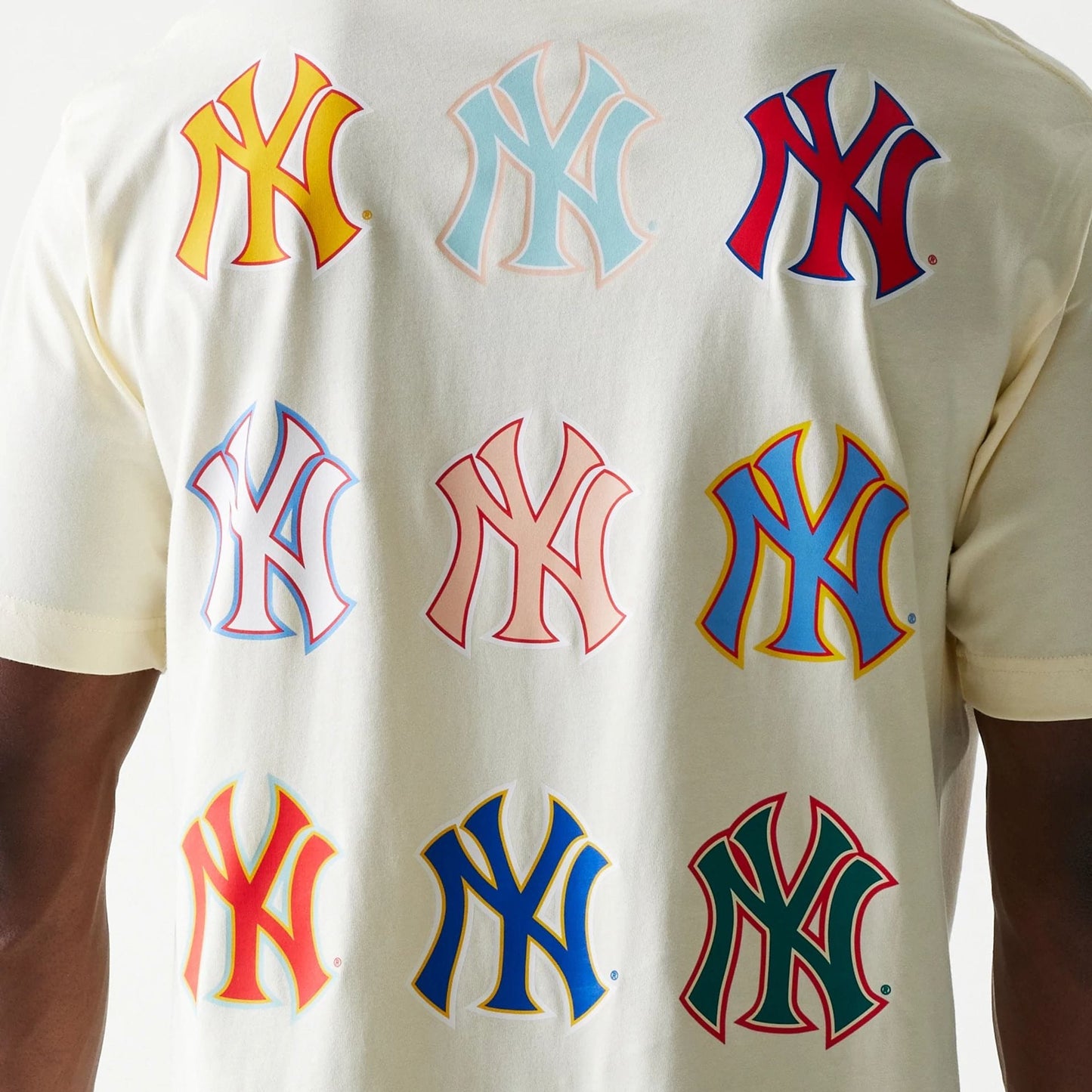 The Male model is wearing New York Yankees Life Graphic Cream T-Shirt 4