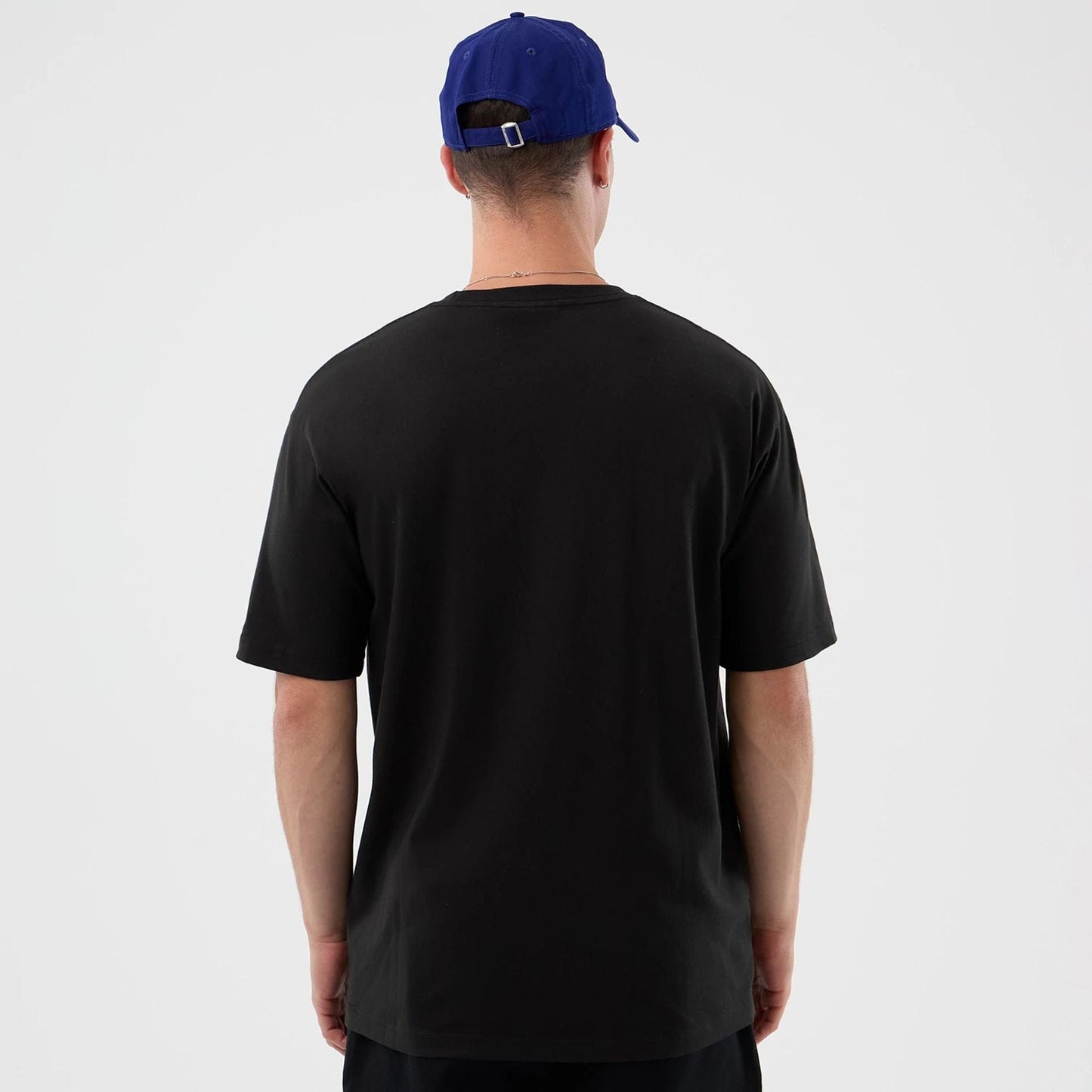 The Male model is wearing LA Dodgers Player Life Graphic Black T-Shirt 2