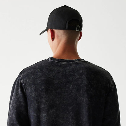 The Male model is wearing LA Kings NHL Throwback Black Crew Neck Sweater 5