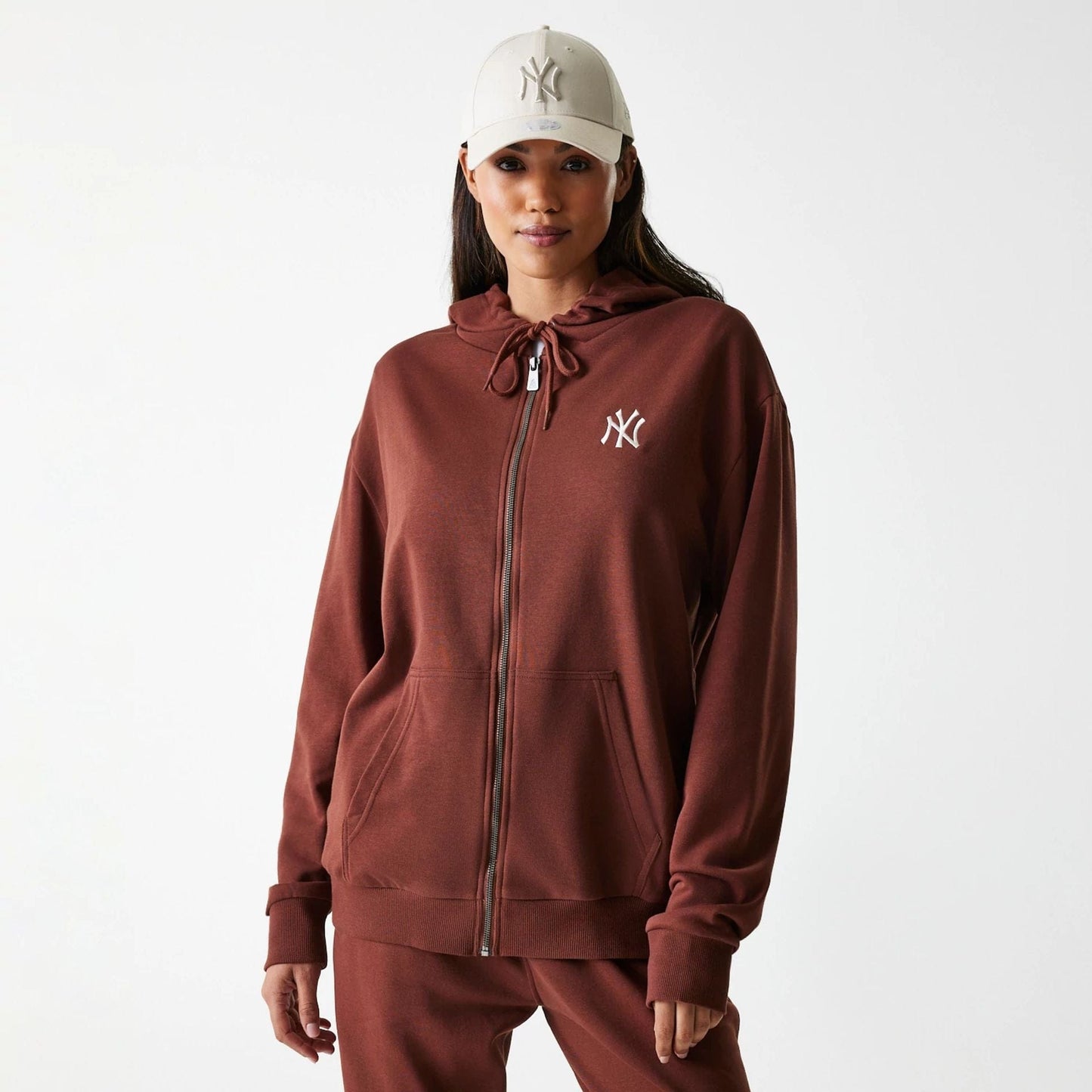 The Male model is wearing New York Yankees MLB Midi League Essential Brown Oversized Full Zip Hoodie 4