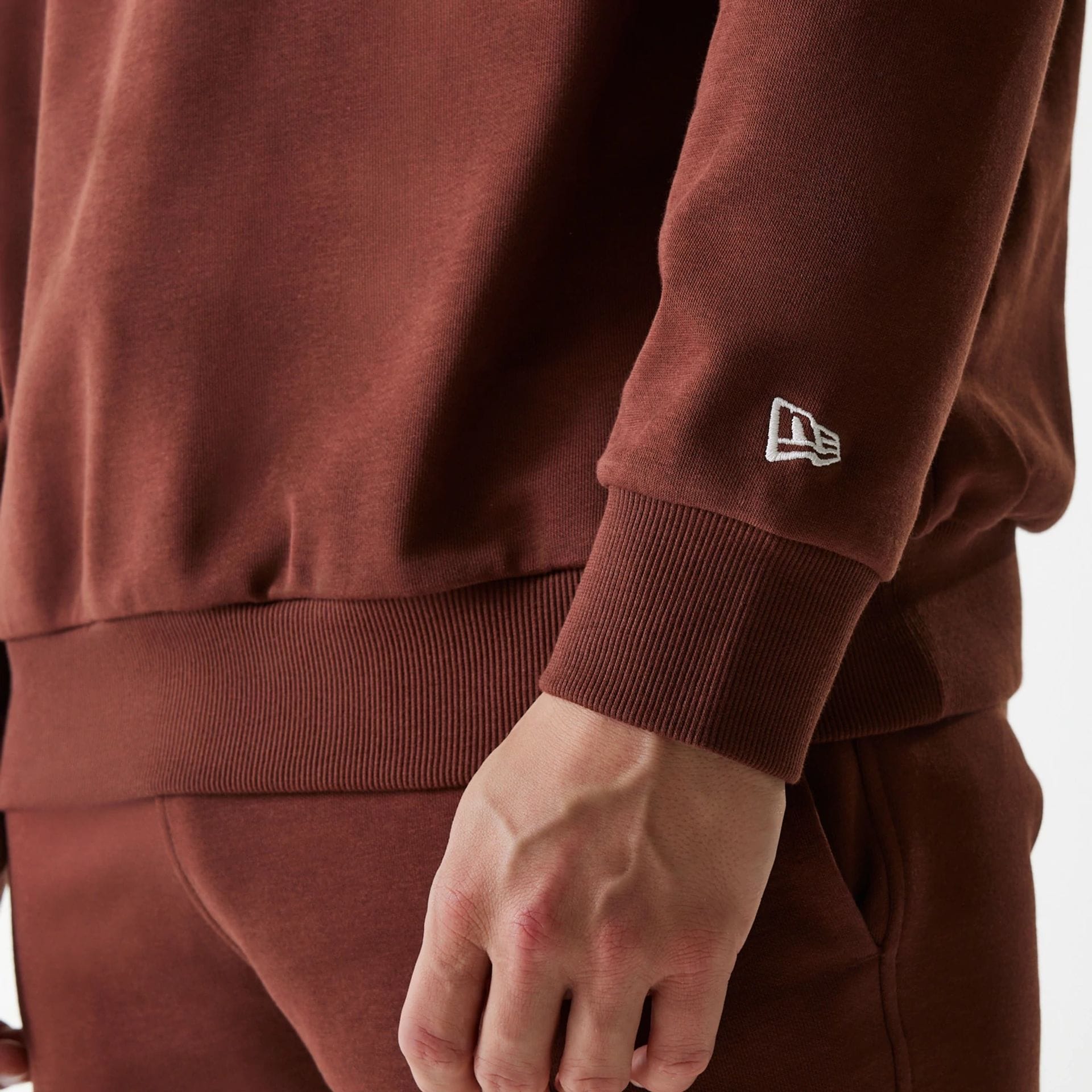 The Male model is wearing New York Yankees MLB Midi League Essential Brown Oversized Crew Neck Sweater 6