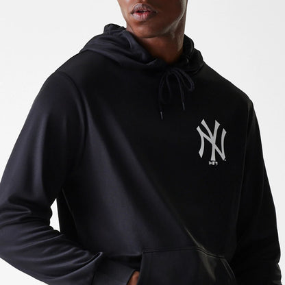 The Male model is wearing New York Yankees MLB Essentials Black Pullover Hoodie 3