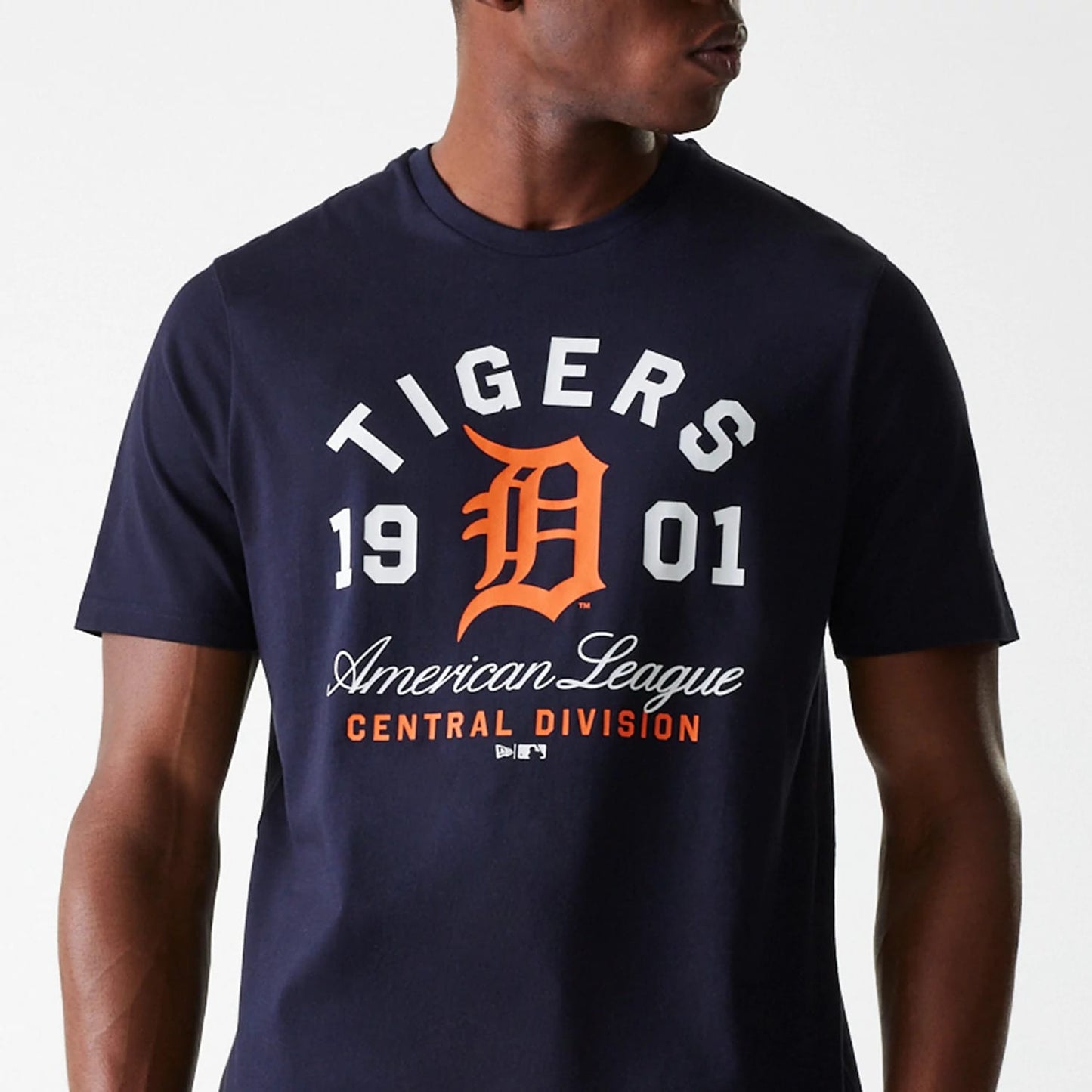 The Male model is wearing Detroit Tigers MLB Wordmark Navy T-Shirt 3