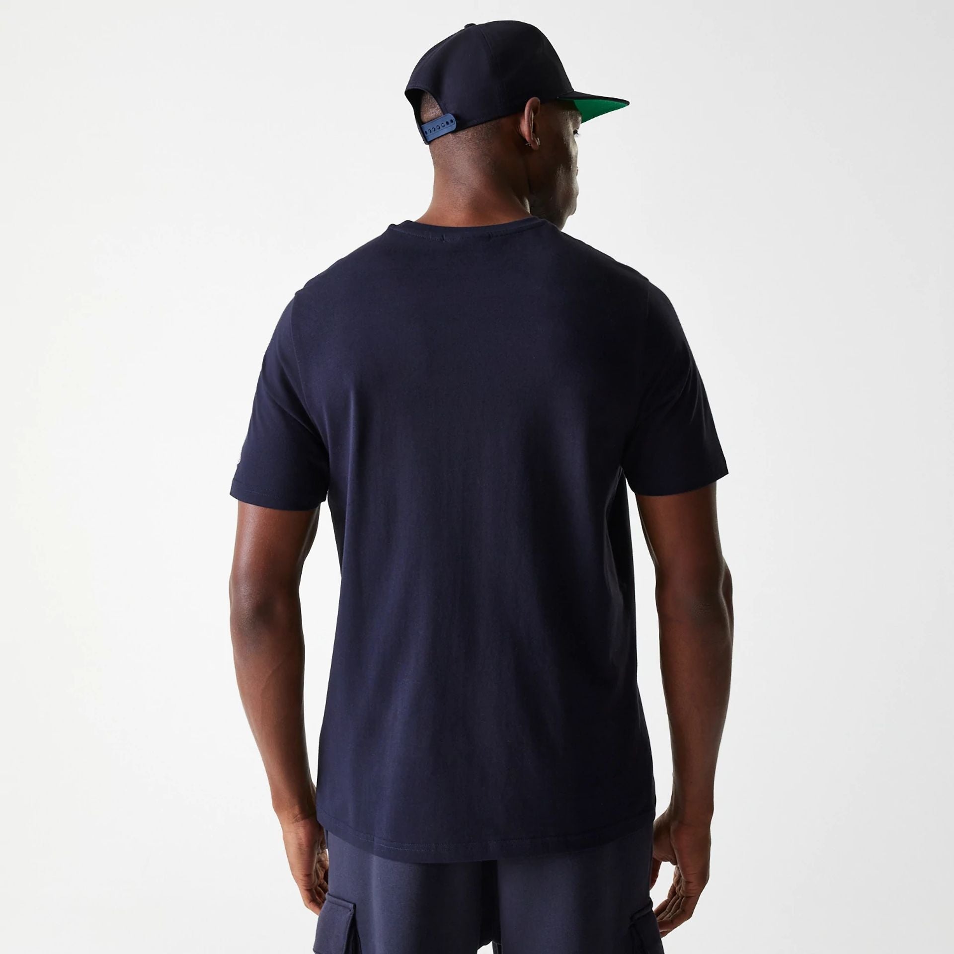 The Male model is wearing Detroit Tigers MLB Wordmark Navy T-Shirt 2