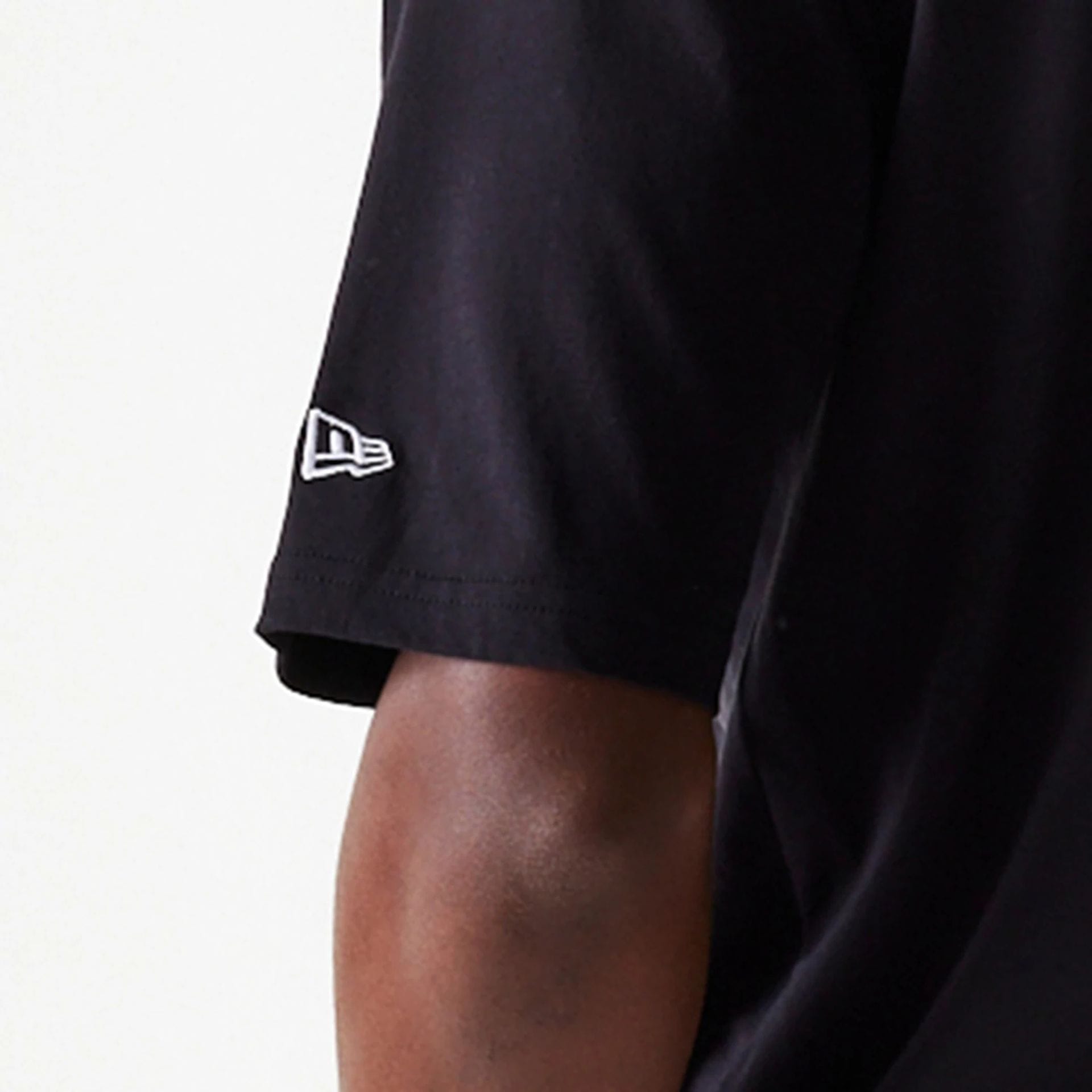 The Male model is wearing LA Dodgers MLB Food Graphic Black Oversized T-Shirt 7