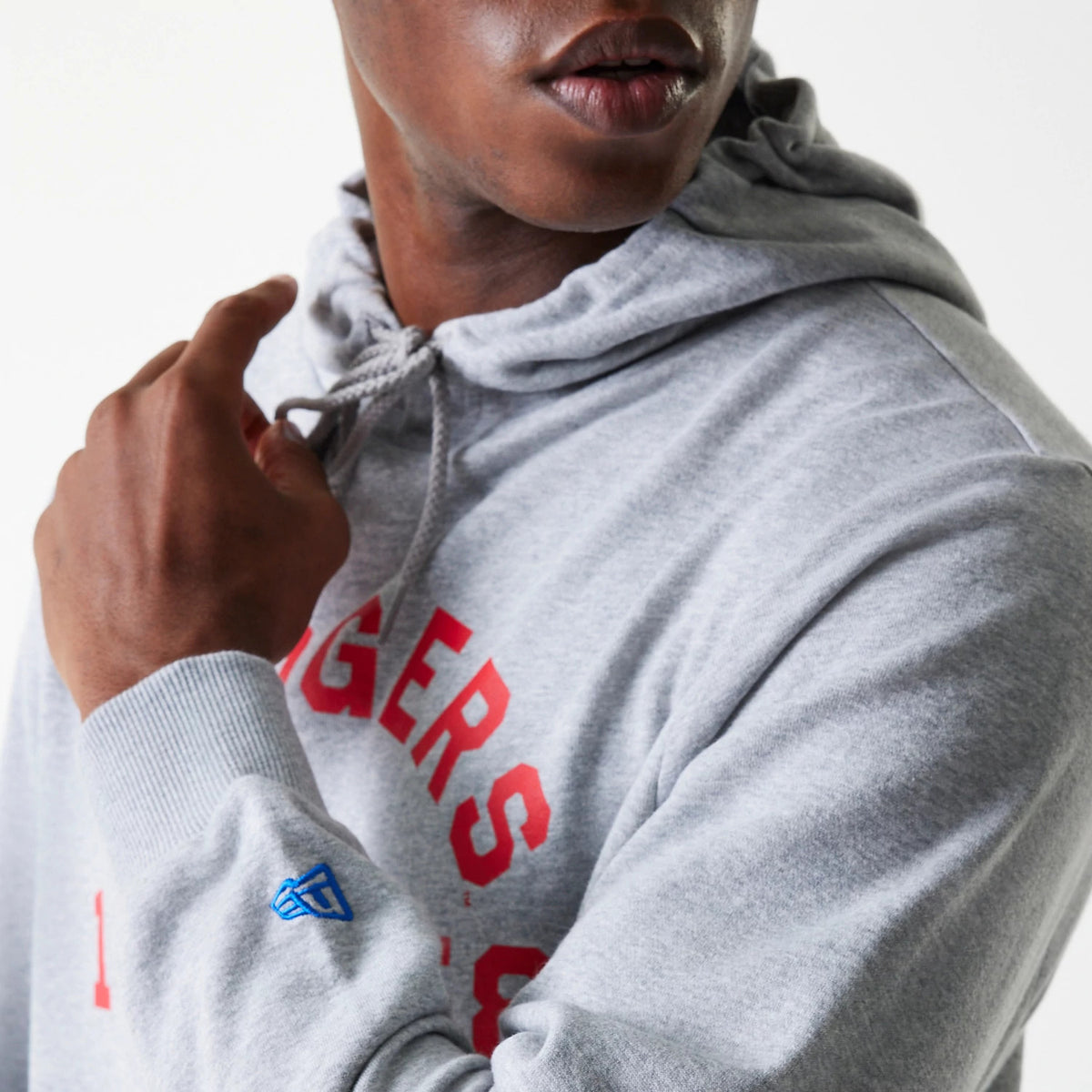 The Male model is wearing LA Dodgers MLB Wordmark Grey Pullover Hoodie 5