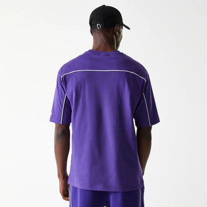The Male model is wearing LA Lakers NBA Piping Purple Oversized T-Shirt 2