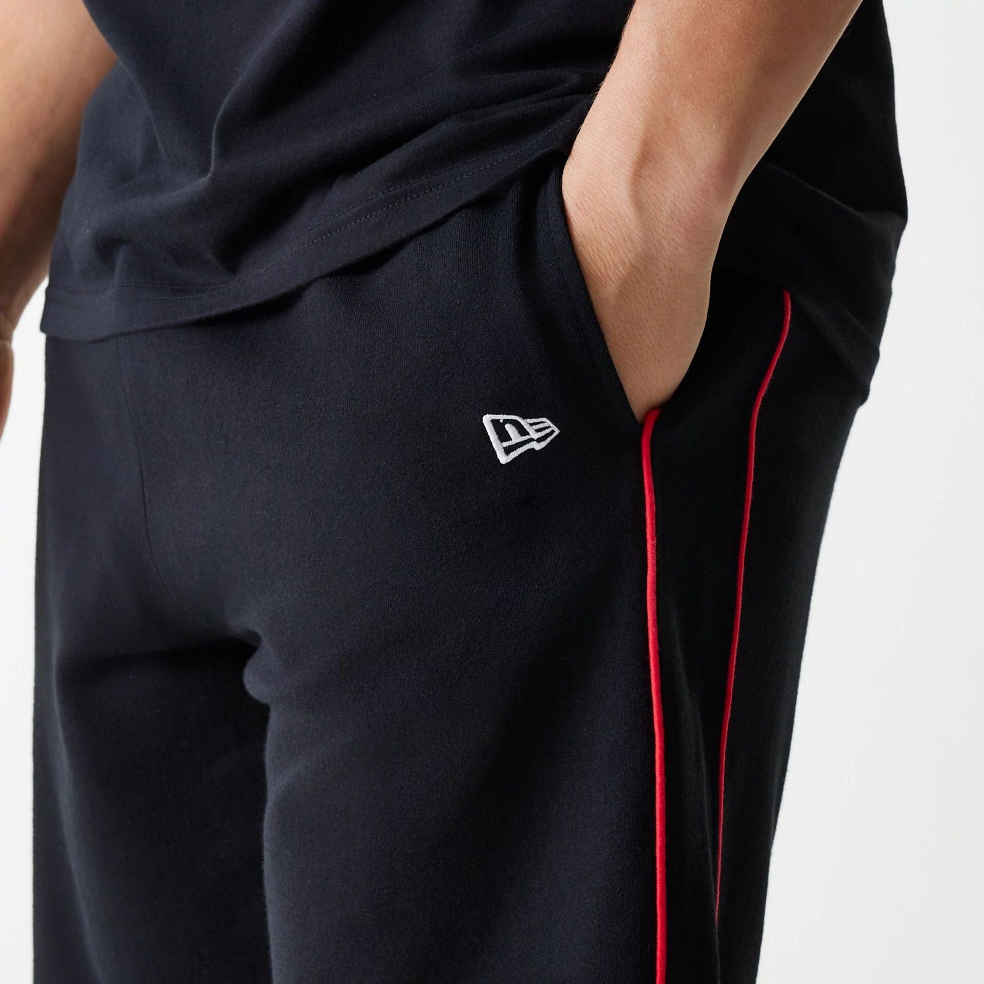 The Male model is wearing Chicago Bulls NBA Piping Black Shorts 4