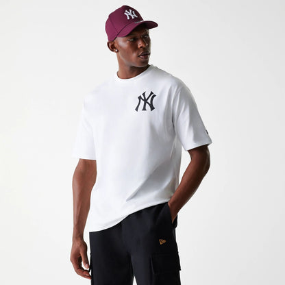 The Male model is wearing New York Yankees MLB Baseball Graphic White Oversized T-Shirt 3