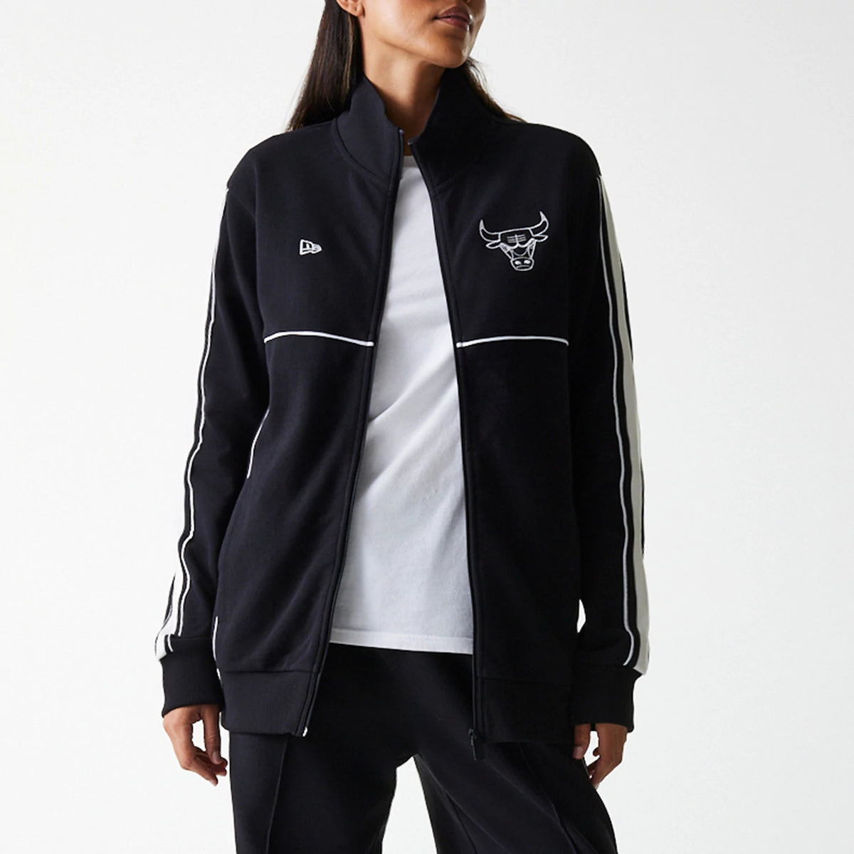 The Male model is wearing Chicago Bulls NBA Outline Black Track Jacket 5