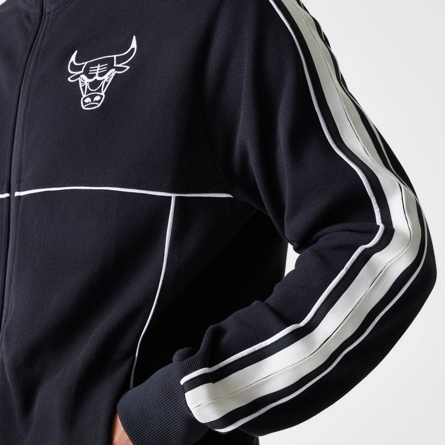 The Male model is wearing Chicago Bulls NBA Outline Black Track Jacket 6