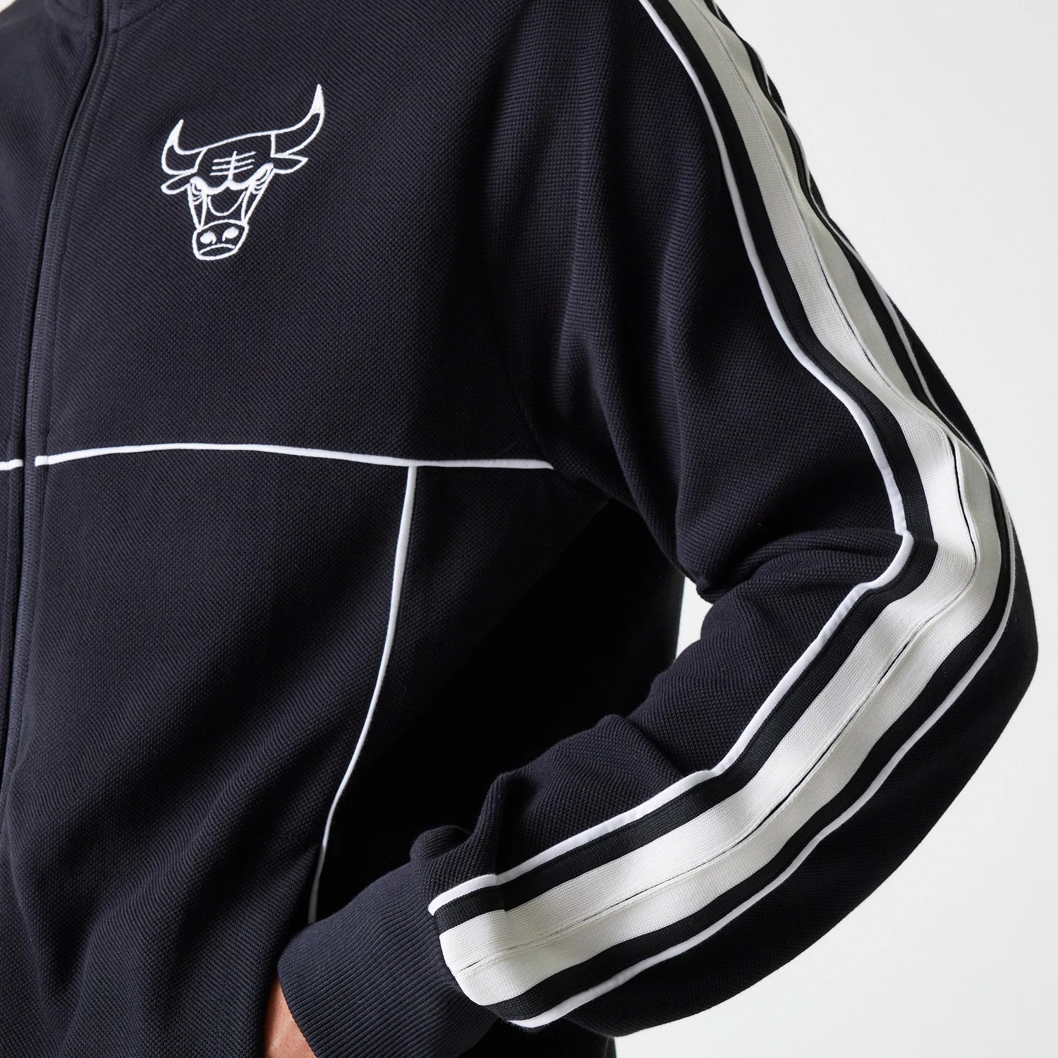 The Male model is wearing Chicago Bulls NBA Outline Black Track Jacket 6