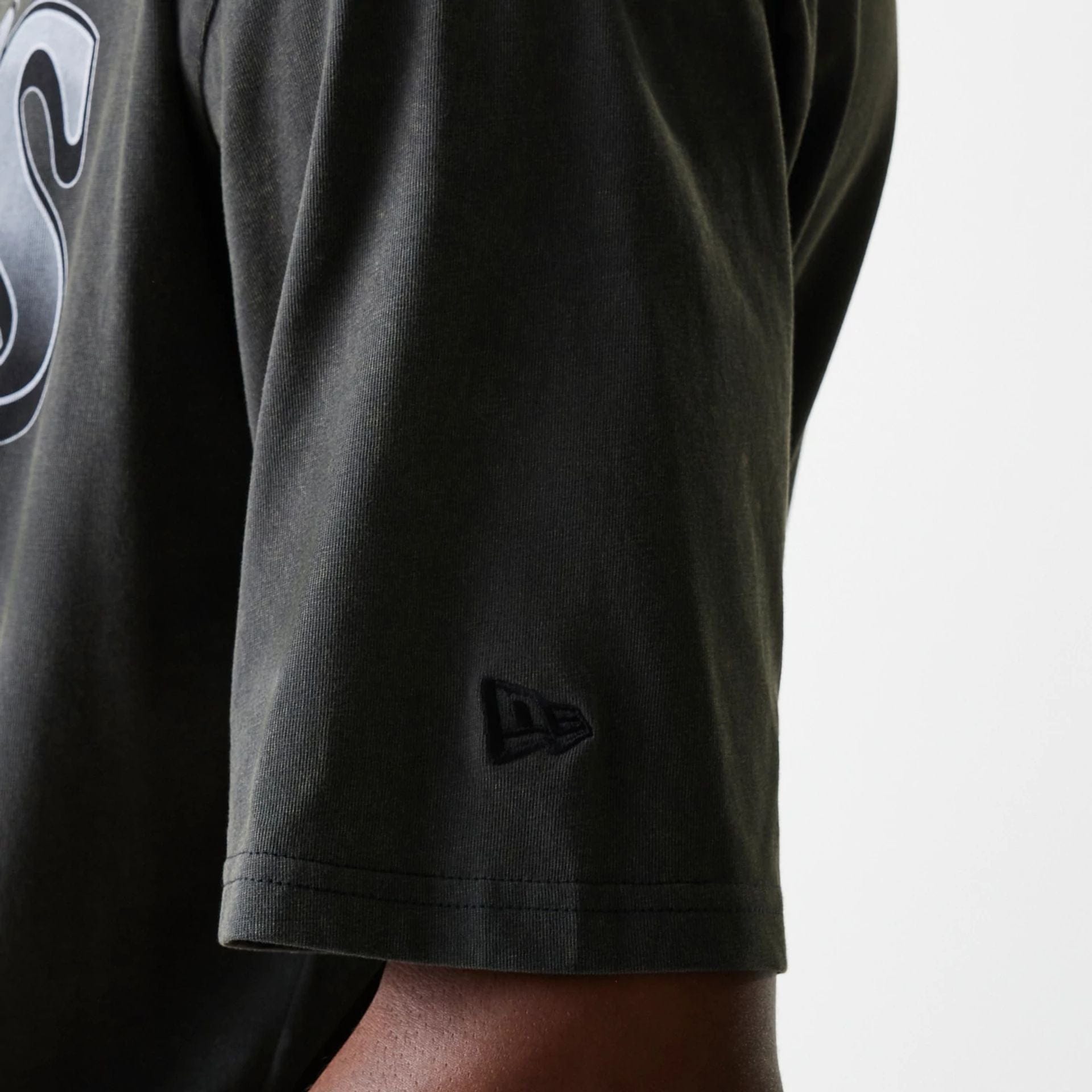 The Male model is wearing Las Vegas Raiders NFL Washed Super Bowl Grey Oversized T-Shirt 7