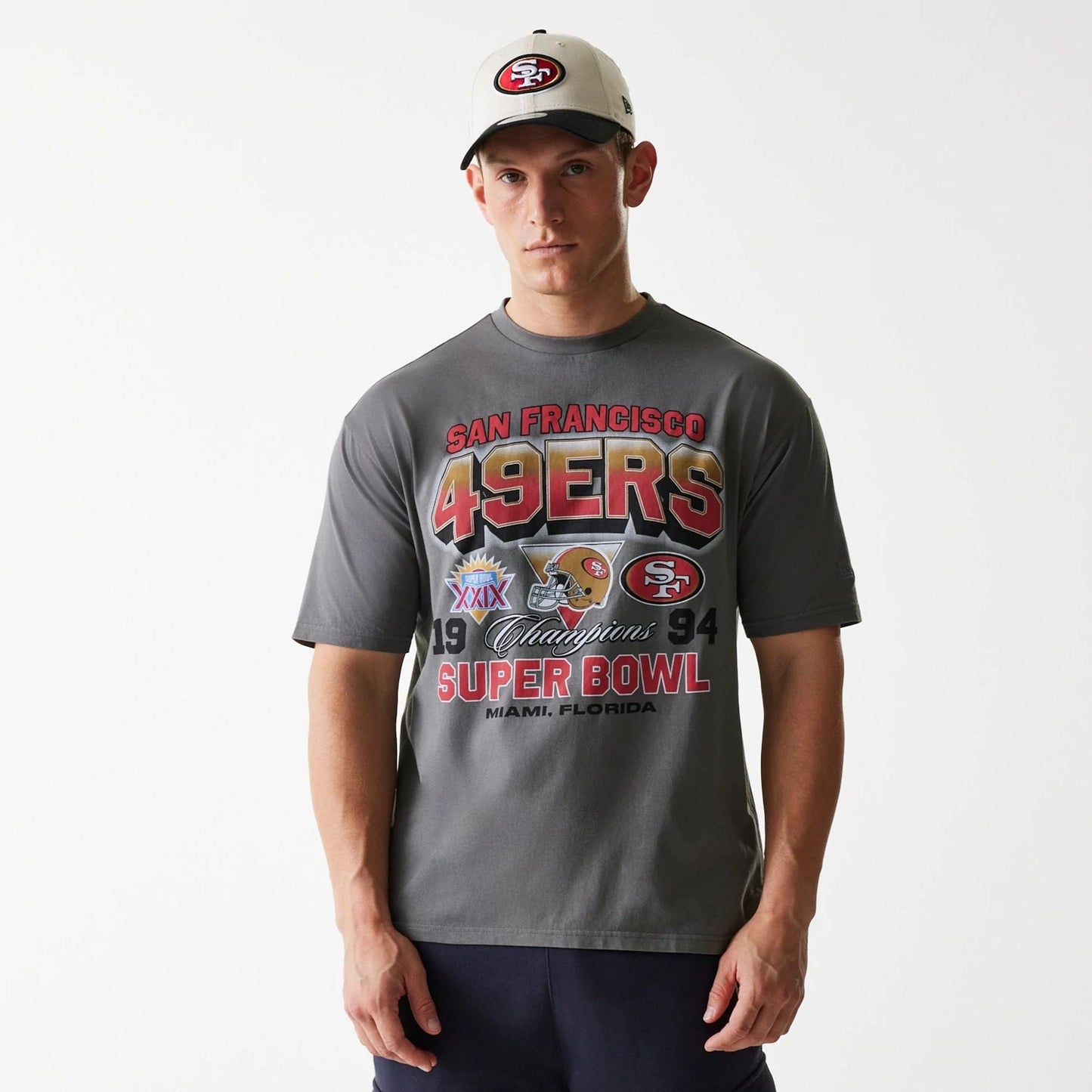 The Male model is wearing San Francisco 49ers NFL Washed Super Bowl Grey Oversized T-Shirt 1