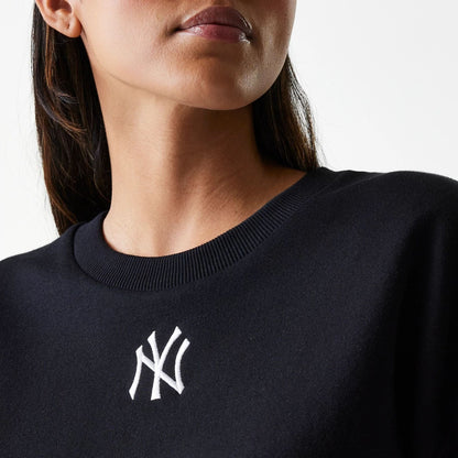 The Female model is wearing New York Yankees Womens MLB Midi League Essential Black Cropped Crew Neck Sweater 3