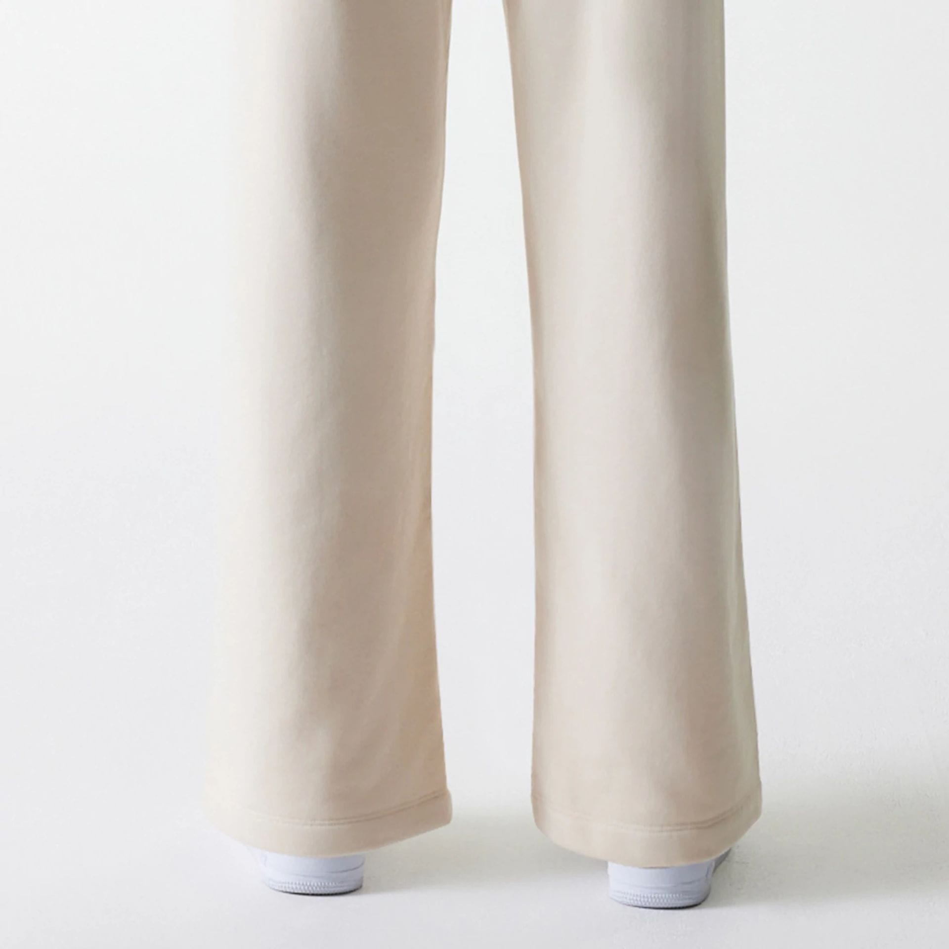 The Female model is wearing LA Dodgers Womens MLB Tonal Light Beige Straight Leg Joggers 6