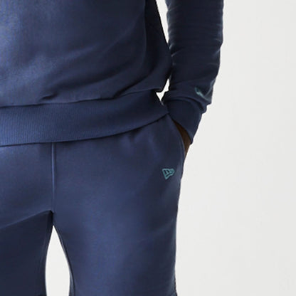 The Male model is wearing LA Dodgers MLB Midi League Essential Dark Blue Oversized Crew Neck Sweater 8