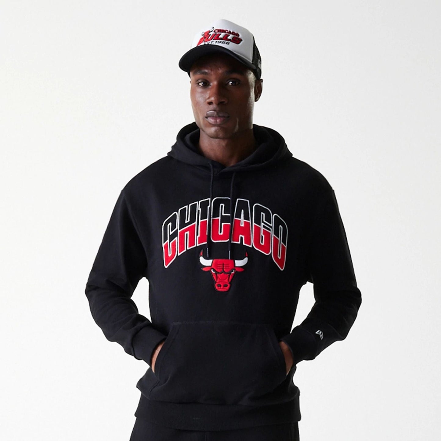 The Male model is wearing Chicago Bulls NBA Arch Graphic Black Oversized Pullover Hoodie 3