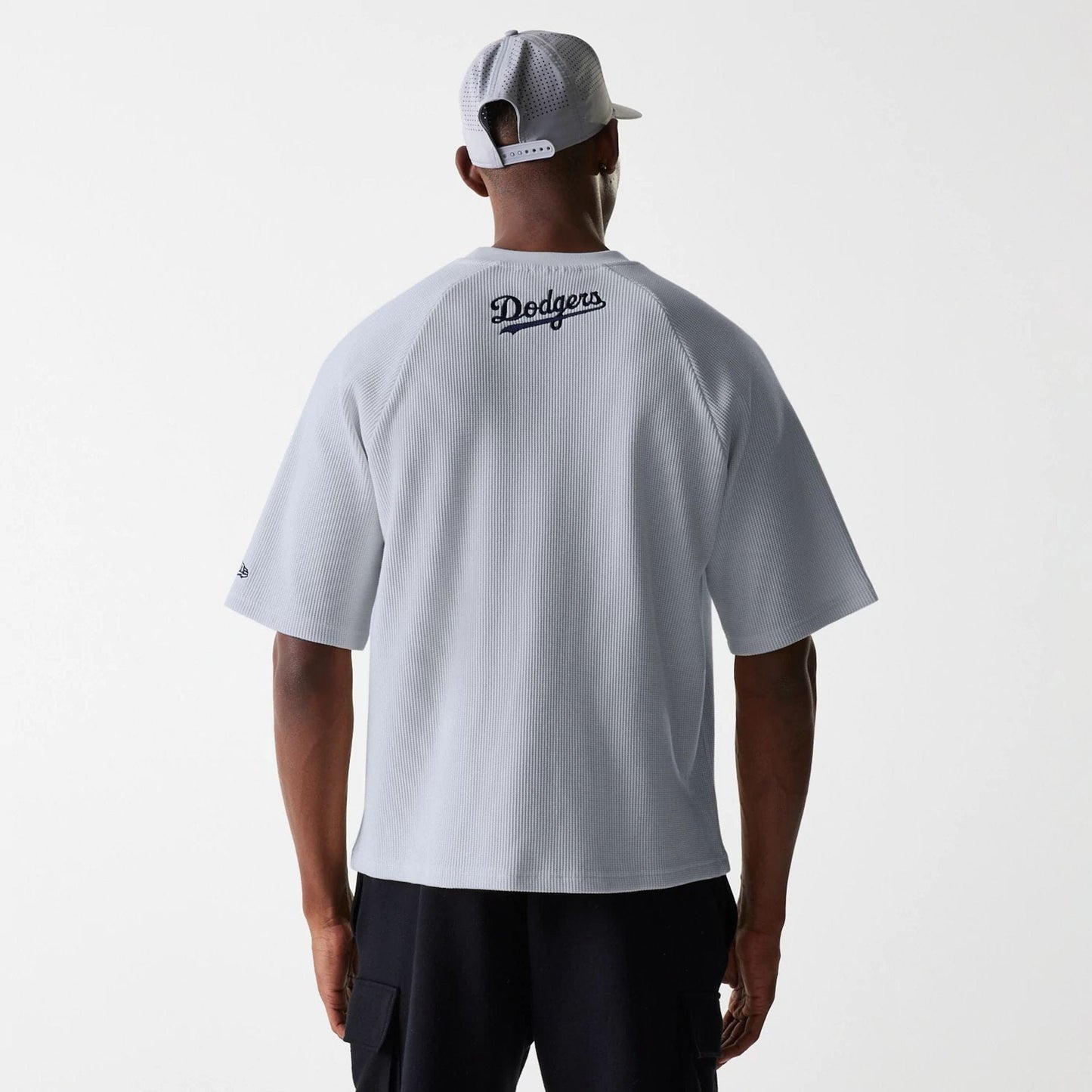 The Male model is wearing LA Dodgers MLB Waffle Grey Oversized T-Shirt 2
