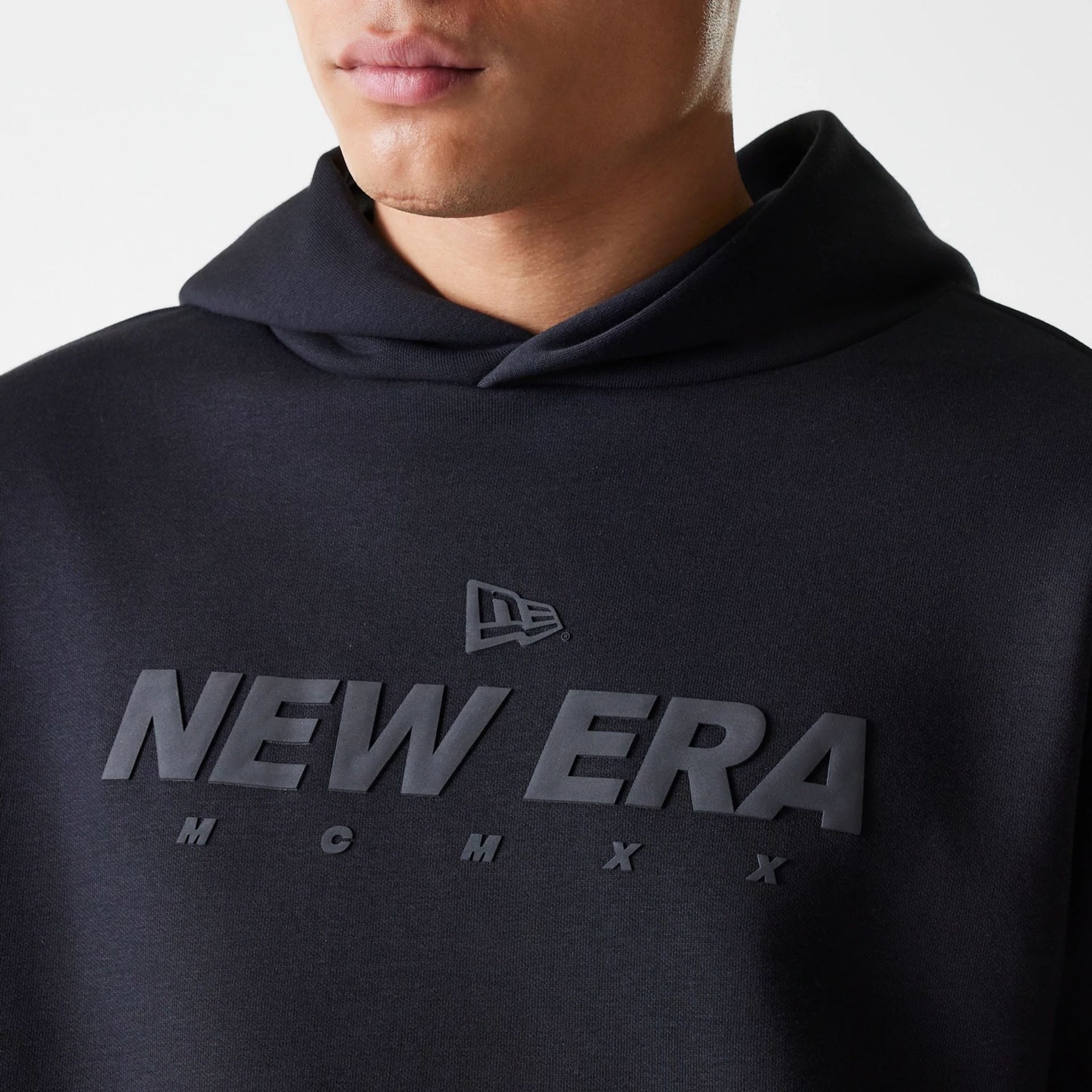 New Era Tech Black Oversized Pullover Hoodie | NEC UK
