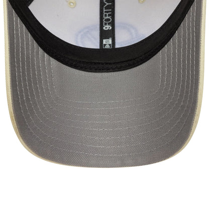 This is a MoneyGram Haas F1 Seasonal Cream 9FORTY Adjustable Cap 5