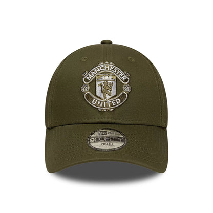 This is a Manchester United FC Youth Seasonal Green 9FORTY Adjustable Cap 2