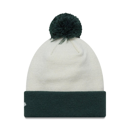 This is a Manchester United FC Womens Contrast Cream Cuff Knit Beanie Hat 2