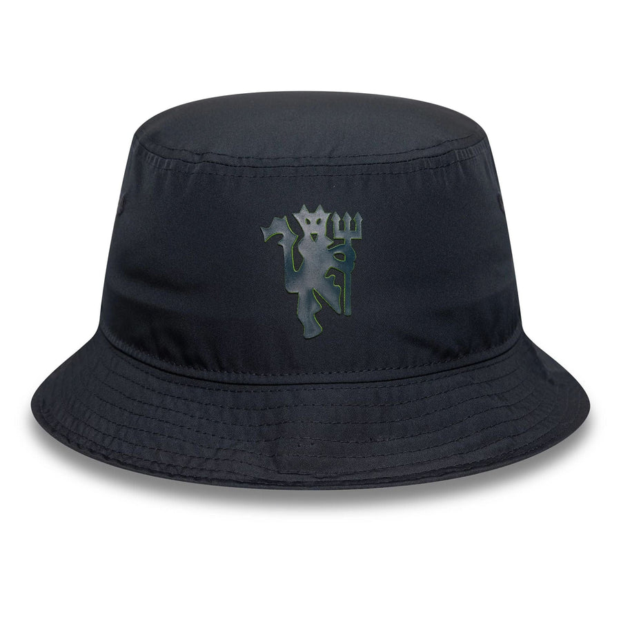 This is a Manchester United FC HD Keyline Navy Bucket Hat 2