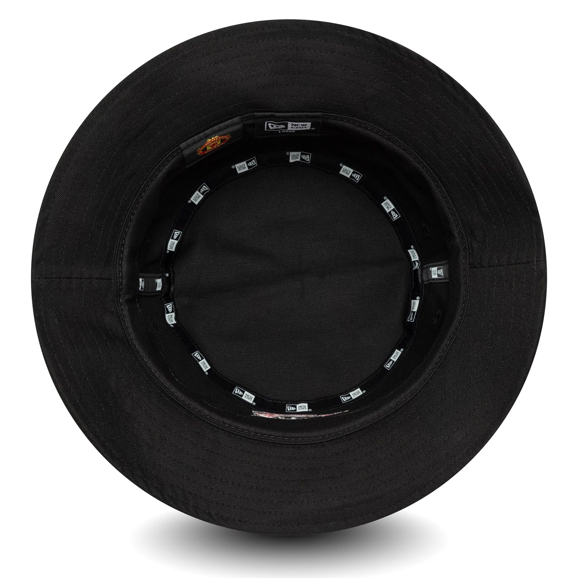 This is a Manchester United FC Seasonal Black Bucket Hat 5