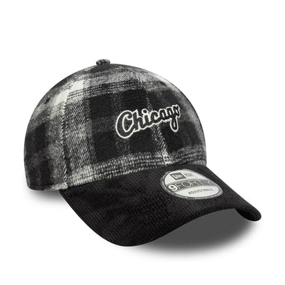 This is a Chicago White Sox Cord & Tweed Black 9FORTY Adjustable Cap 3