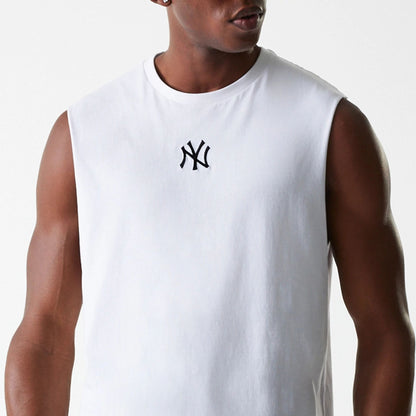 The Male model is wearing New York Yankees MLB Midi White Sleeveless T-Shirt 3