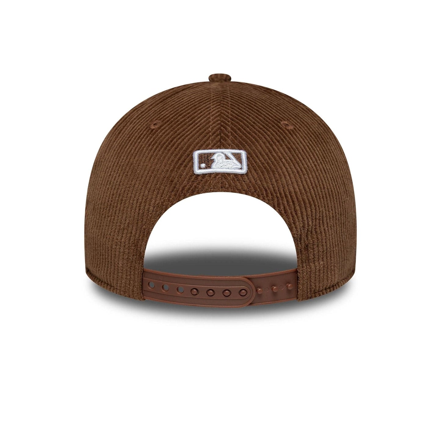 This is a New York Yankees MLB Cord Brown 9FORTY M-Crown Adjustable Cap 4