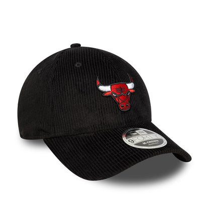 This is a Chicago Bulls MLB Cord Black 9FORTY M-Crown Adjustable Cap 3