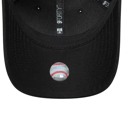 This is a LA Dodgers MLB Black 9FORTY M-Crown Adjustable Cap 5