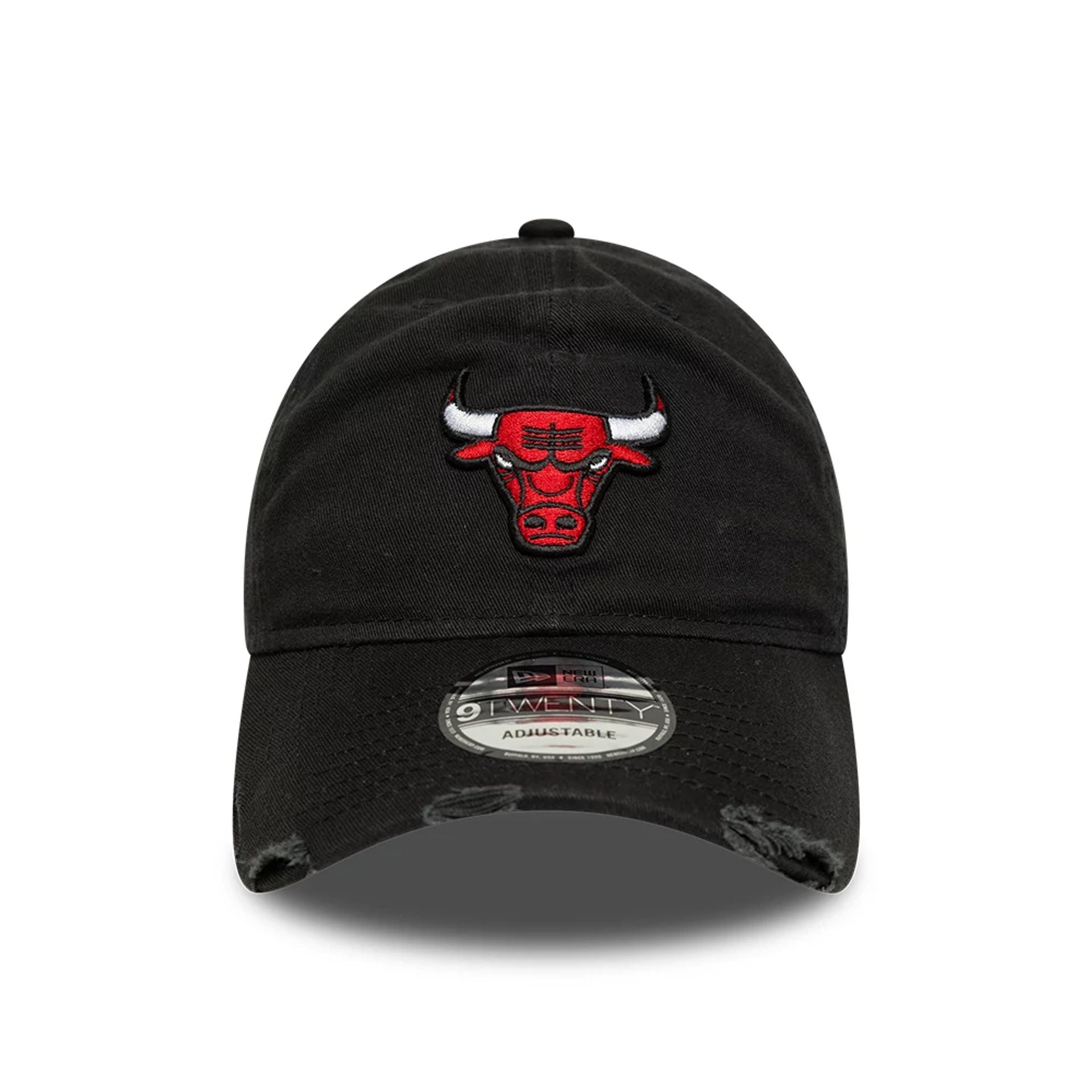 This is a Chicago Bulls NBA Wash Distress Black 9TWENTY Adjustable Cap 2
