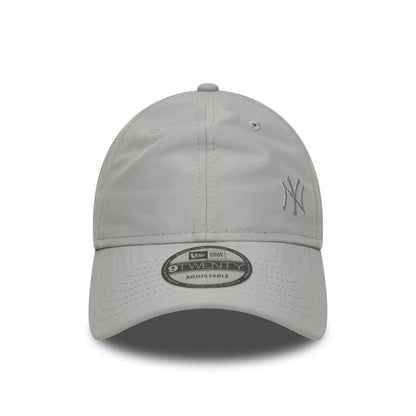 This is a New York Yankees MLB Flawless Grey 9TWENTY Adjustable Cap 3