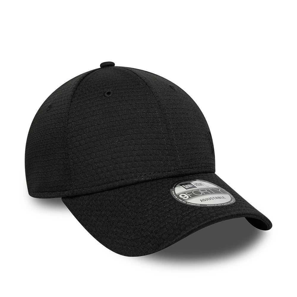 This is a New York Yankees MLB Flawless Monotone Mesh Black 9FORTY Adjustable Cap. 3