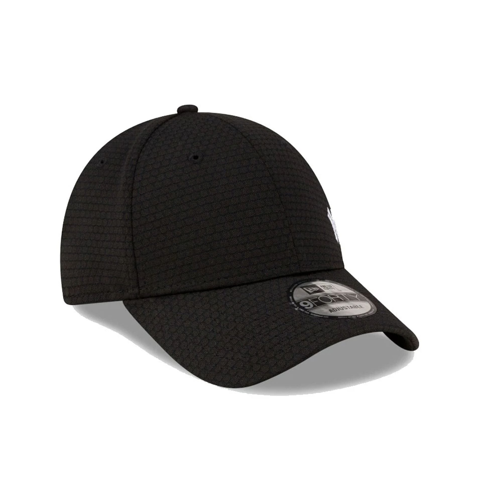 This is a New York Yankees MLB Flawless Mesh Black 9FORTY Adjustable Cap. 1