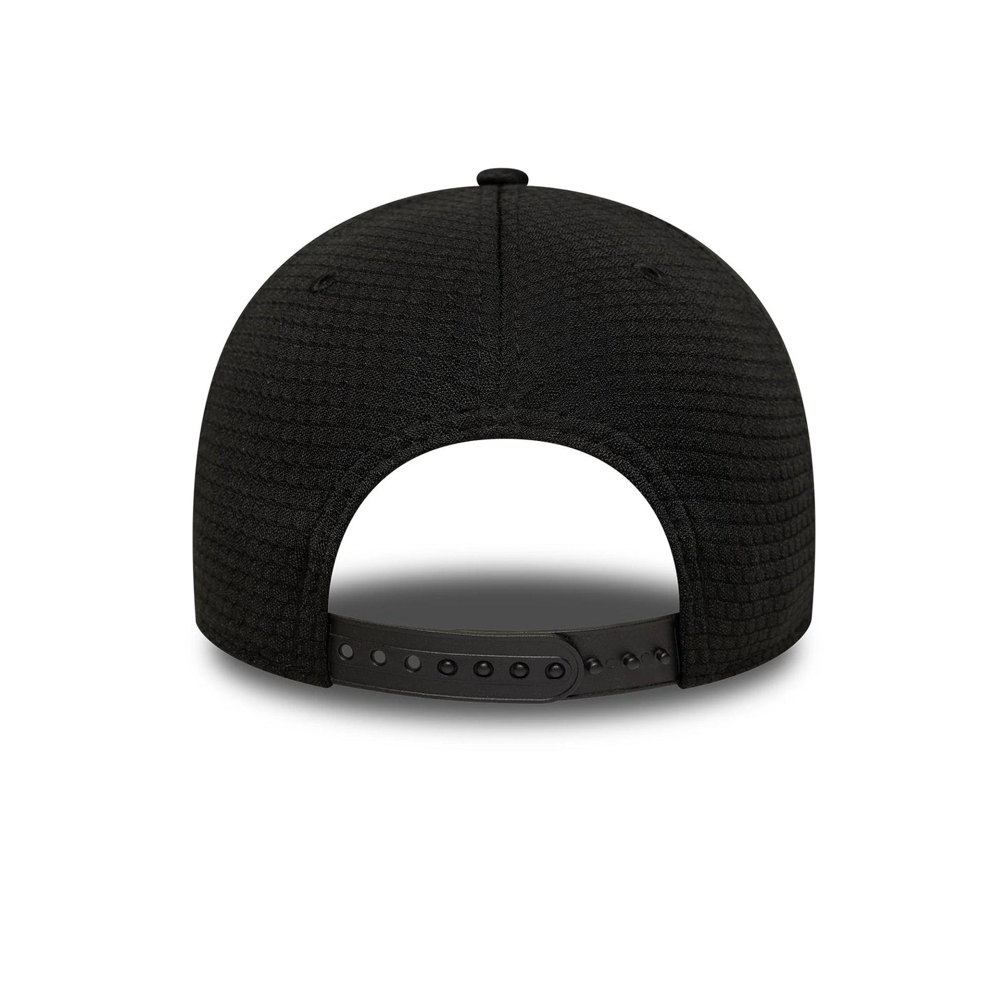 This is a New York Yankees MLB Flawless Mesh Black 9FORTY Adjustable Cap 4