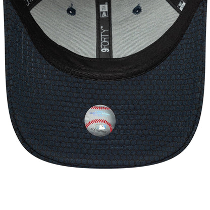 This is a New York Yankees MLB Flawless Monotone Mesh Dark Blue 9FORTY Adjustable Cap 5