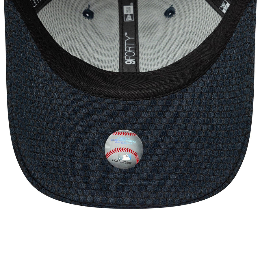 This is a New York Yankees MLB Flawless Monotone Mesh Dark Blue 9FORTY Adjustable Cap 5
