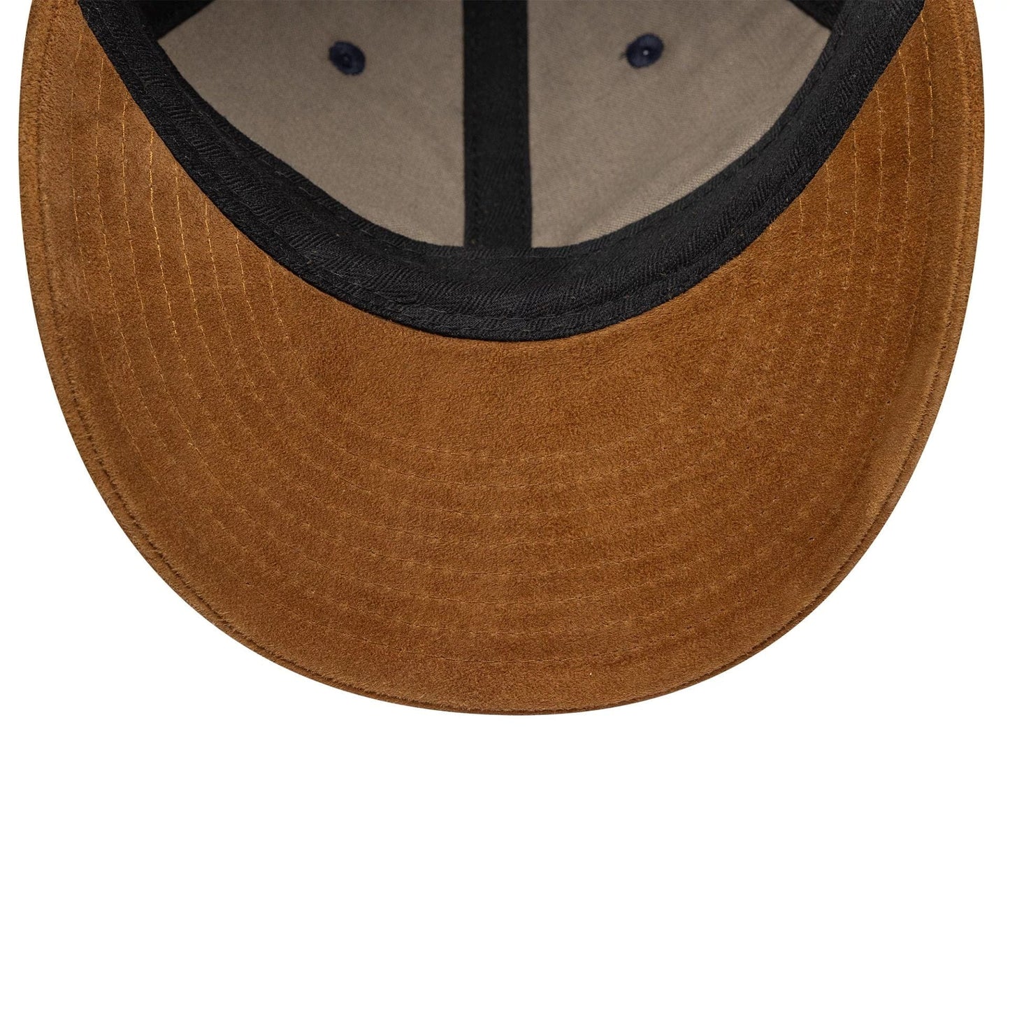 This is a New Era Karo Wool Navy Retro Crown 9FIFTY Adjustable Cap 5